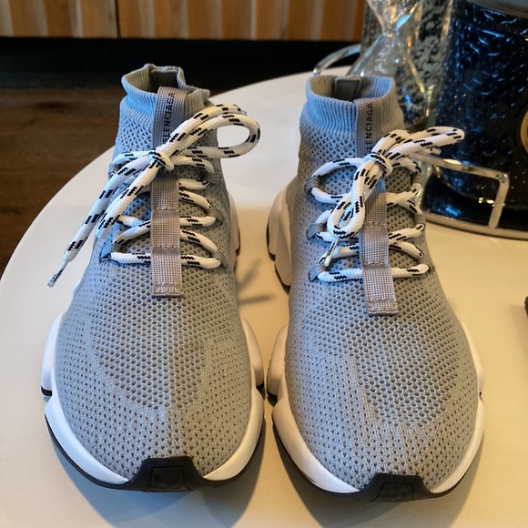 BALENCIAGA Sneakers Mallory Texture Size 9 runs small LIMITED EDITION SOLD OUT - Picture 2 of 5